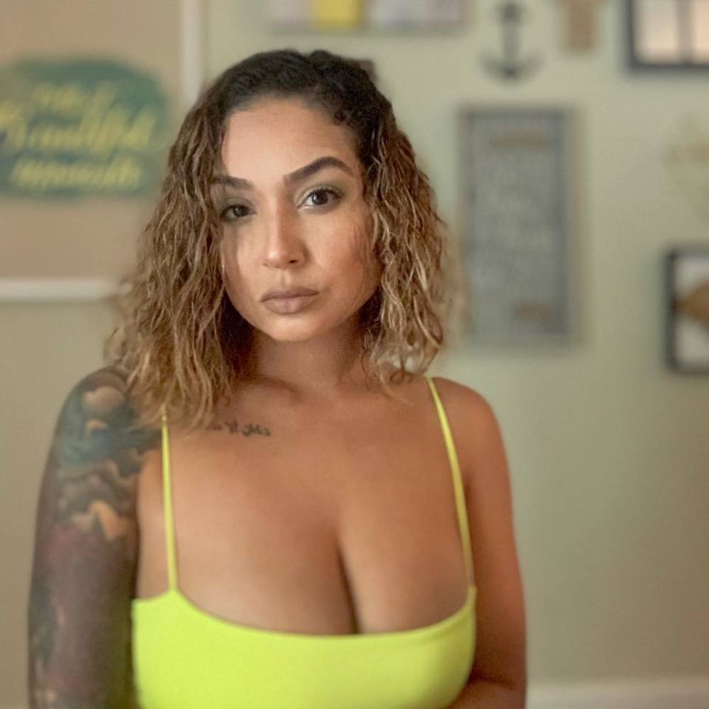 Meet your Posher, Bobbielinda